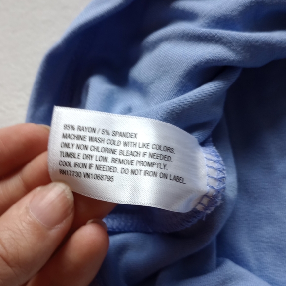 A New Day▪️Slim Fit Short Sleeve V-Neck T-Shirt - Picture 7 of 7